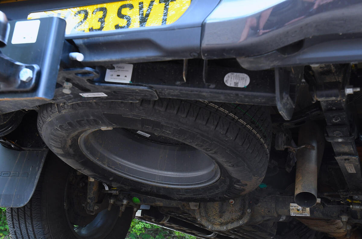 08 Ford Ranger RT 2023 spare wheel exhaust chassis