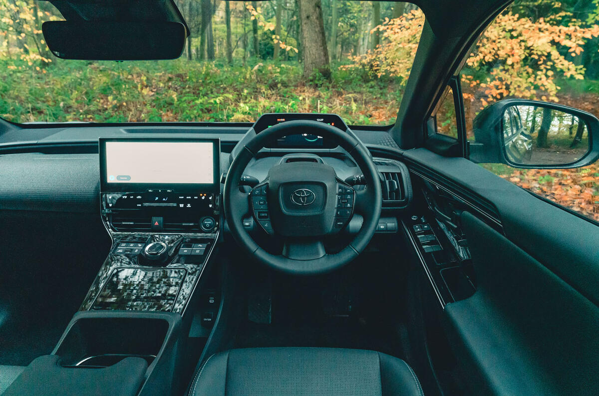 08 Toyota bZ4X AWD RT 2023 dashboard