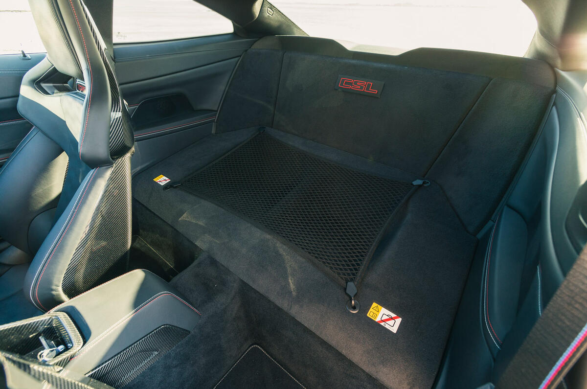09 BMW M4 CSL RT 2022 rear seat delete