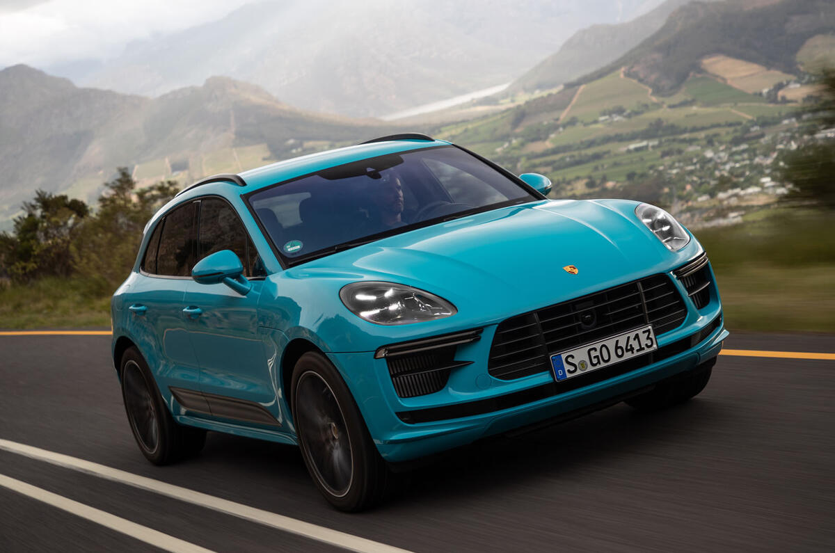 PORSCHE Macan turbo