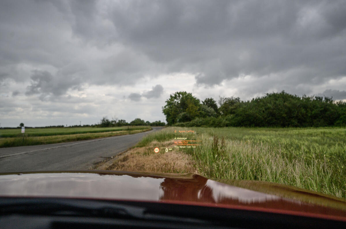 BMW 3 Series 330e 2020 road test review - heads-up display