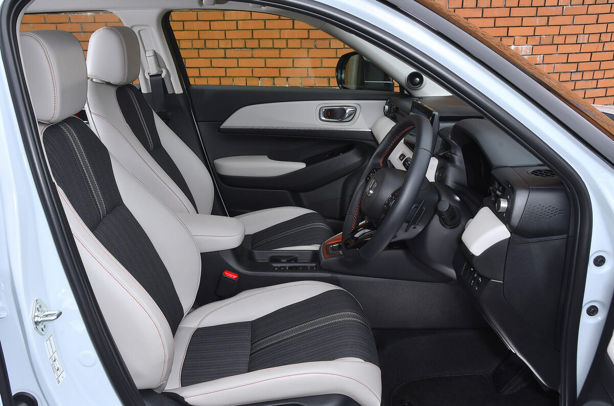 10 Honda HR V 2021 road test review front seats