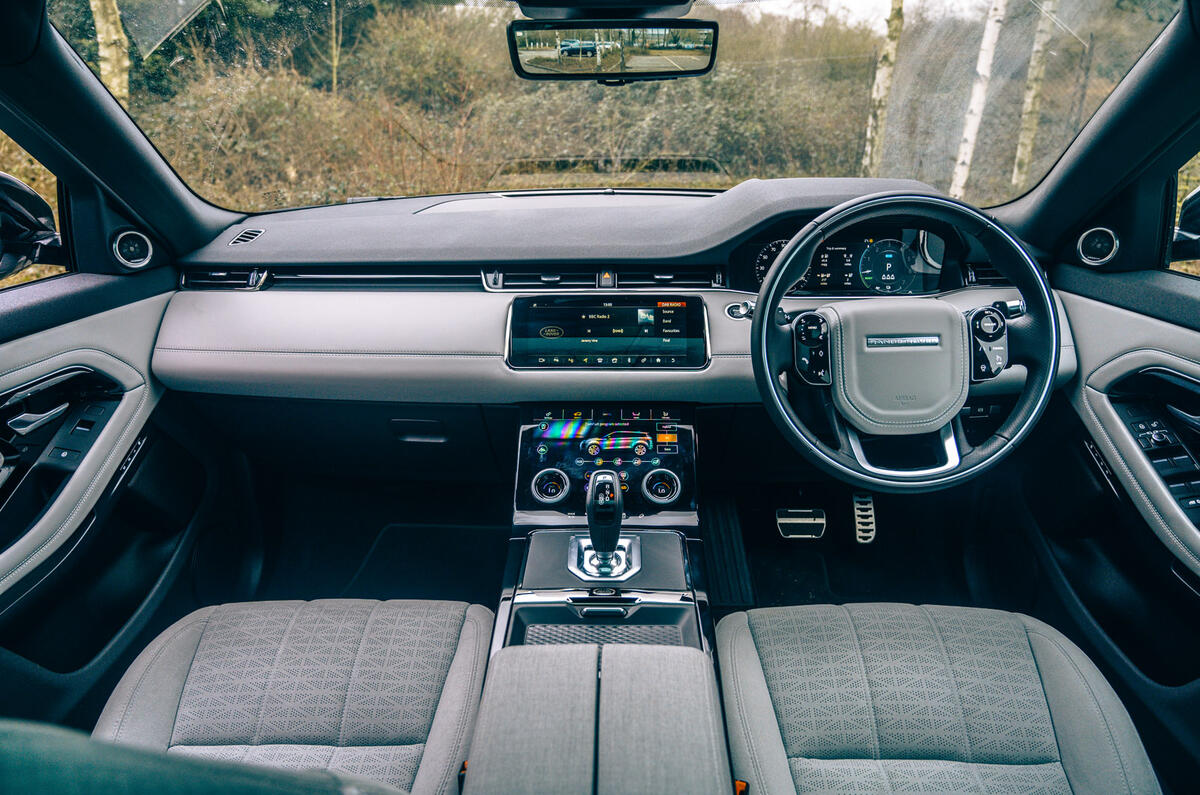 10 Land Rover Range Rover Evoque 2021 : tableau de bord de l'essai routier