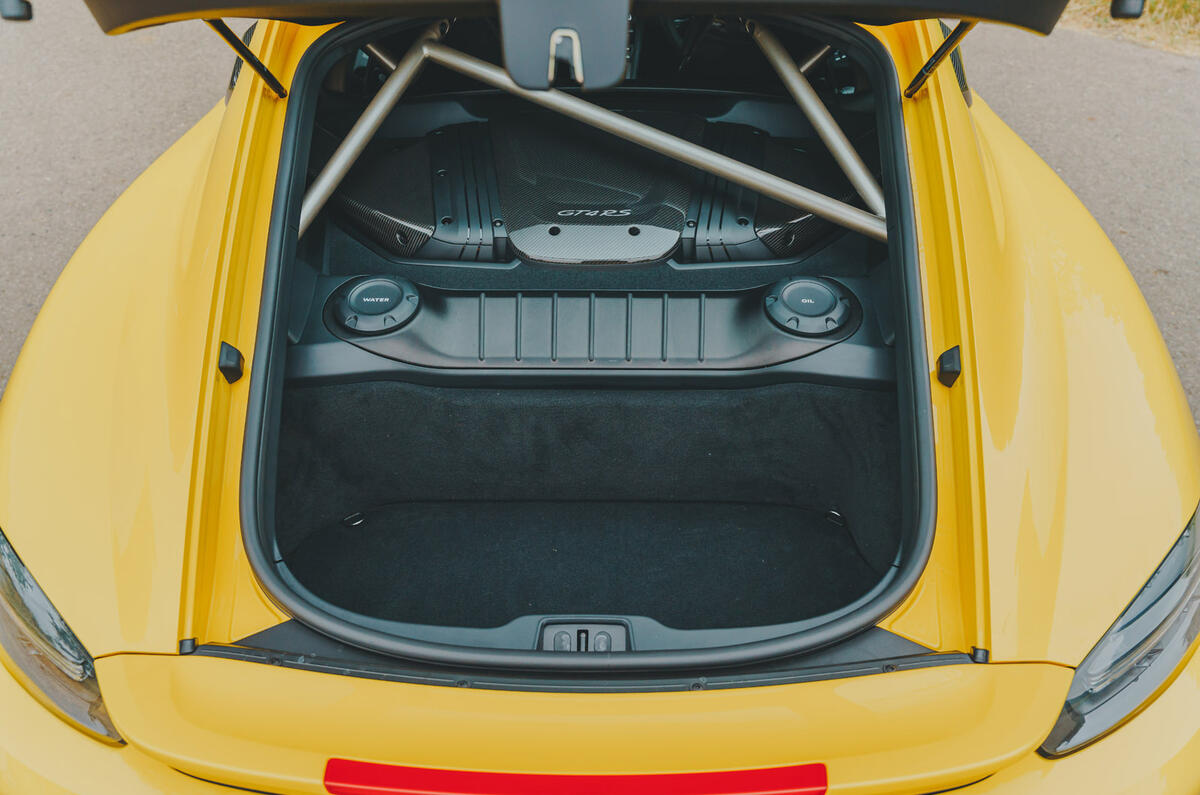 10 Porsche Cayman GT4 RS RT 2022 rear boot