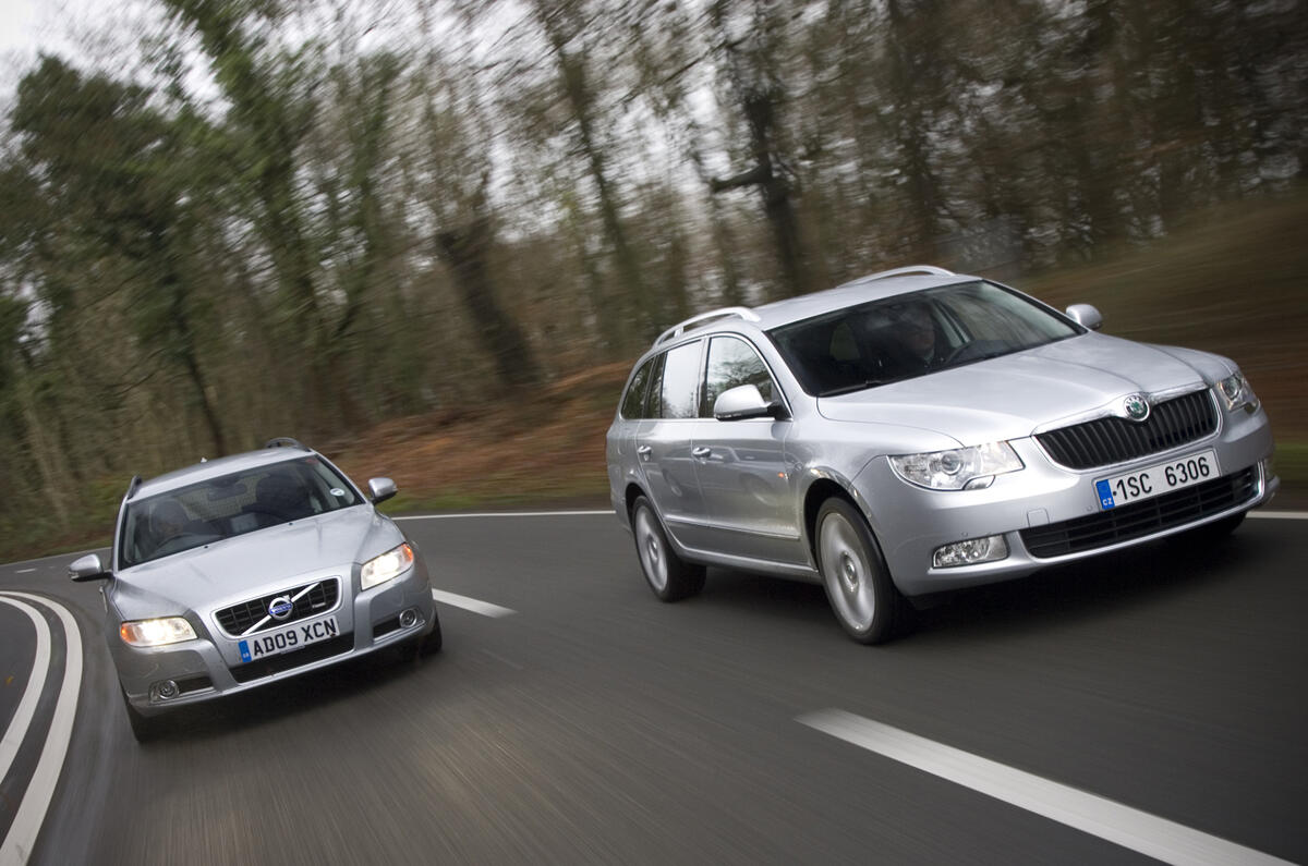 Volvo V70 v Skoda Superb