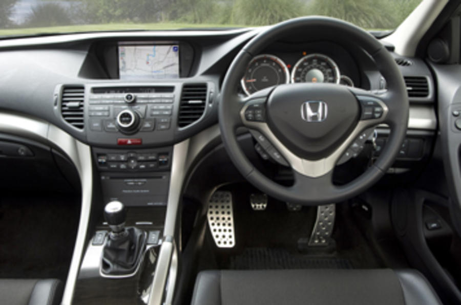 Honda Accord 2 4 I Vtec Review Autocar