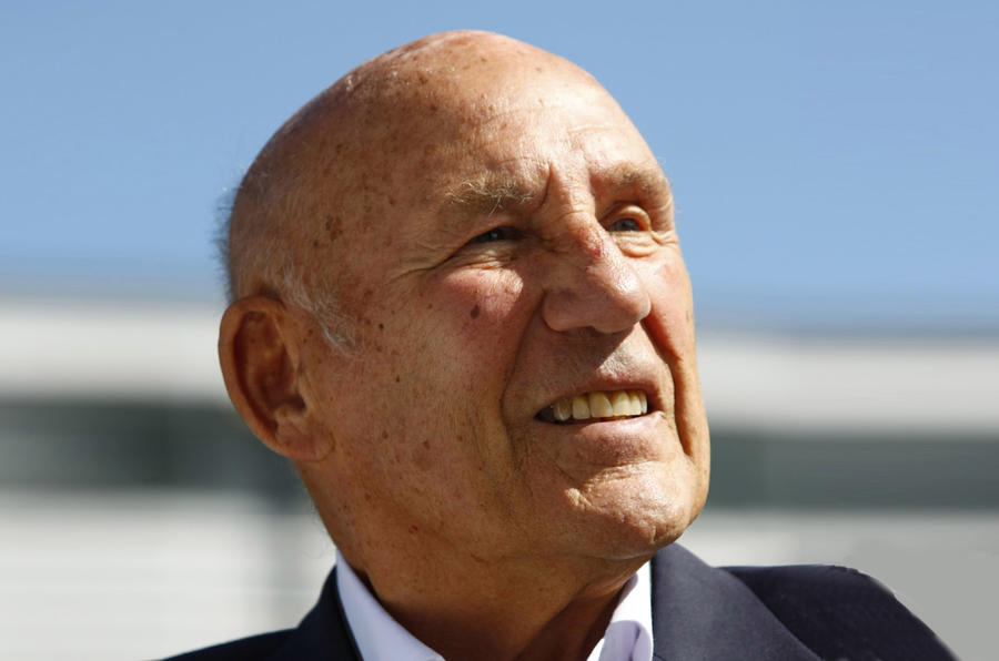 Sir Stirling Moss retires