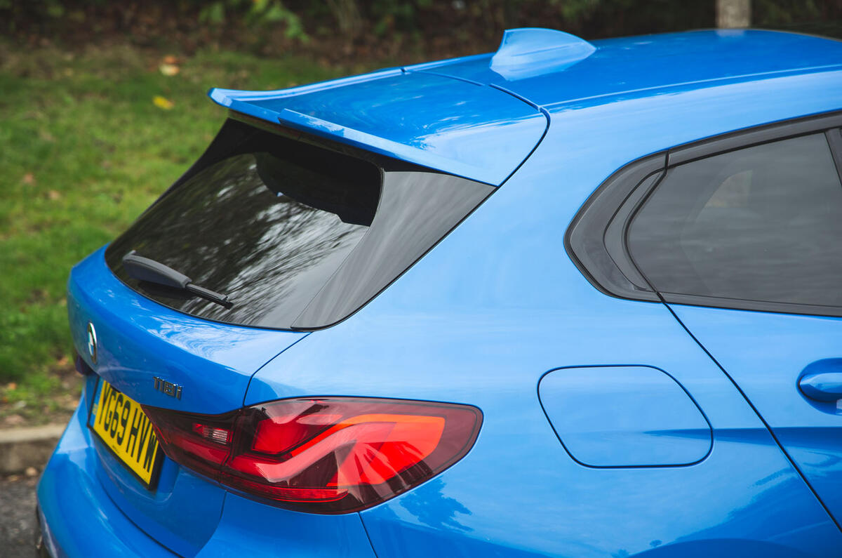 BMW 1 Series 118i 2019 road test review - spoiler