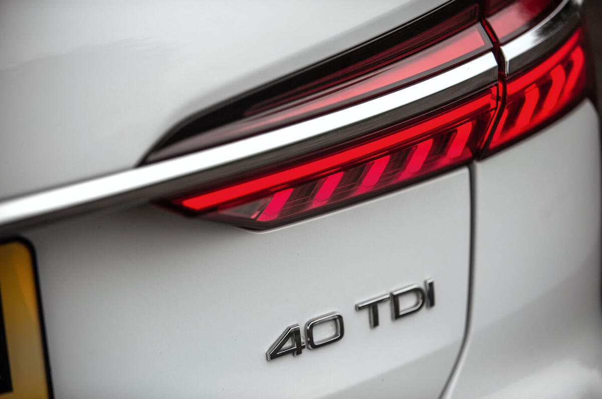 Audi A6 Avant 2018 road test review - rear lights