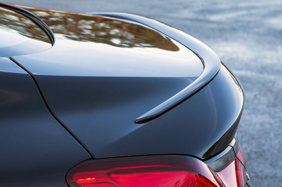 BMW 8 Series Coupé 2019 road test review - bootlid spoiler