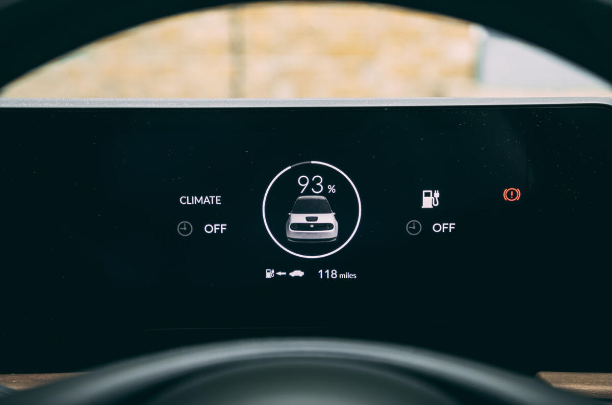 Honda e 2020 road test review - instruments