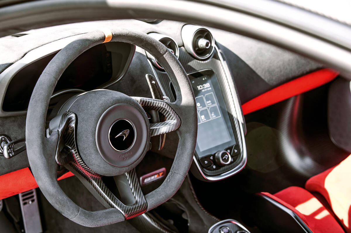 McLaren 600LT 2018 review - dashboard