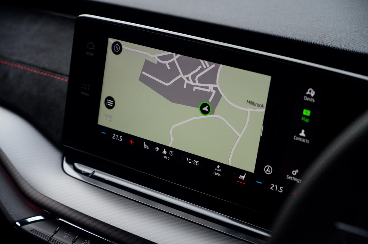 11 Skoda Octavia vRS TDI 2021 road test review infotainment