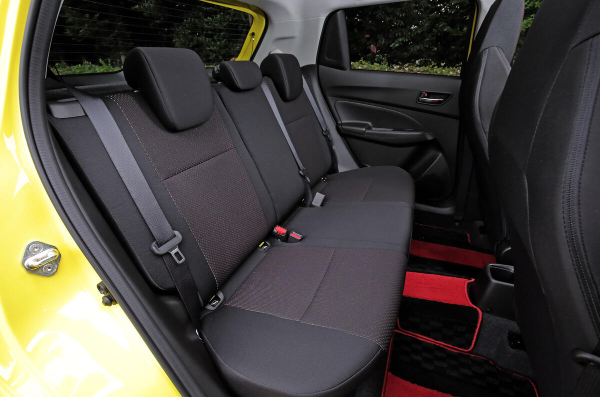 Suzuji Swift Sport Japan-spec review rear seats