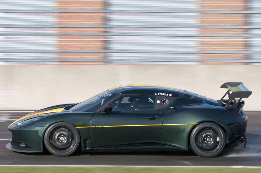 Geneva motor show: Lotus Evora racer