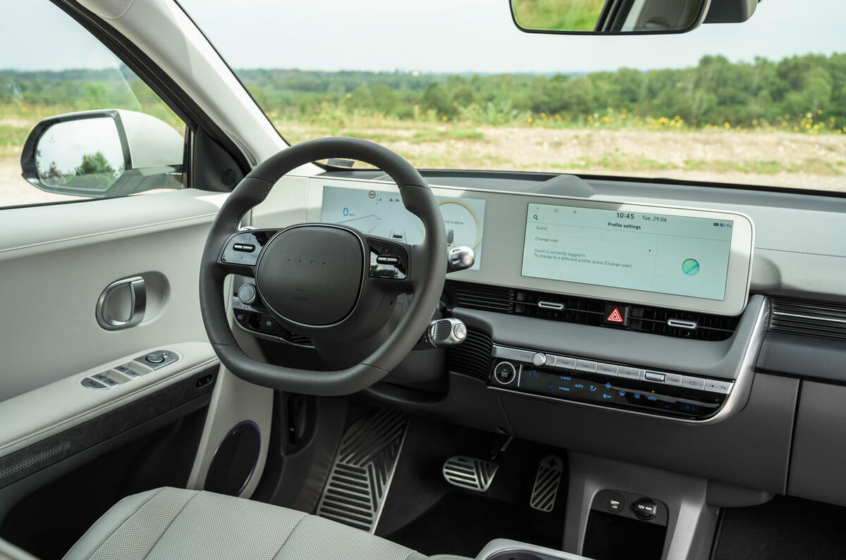 12 hyundai ioniq 5 2021 fd norway plates dashboard