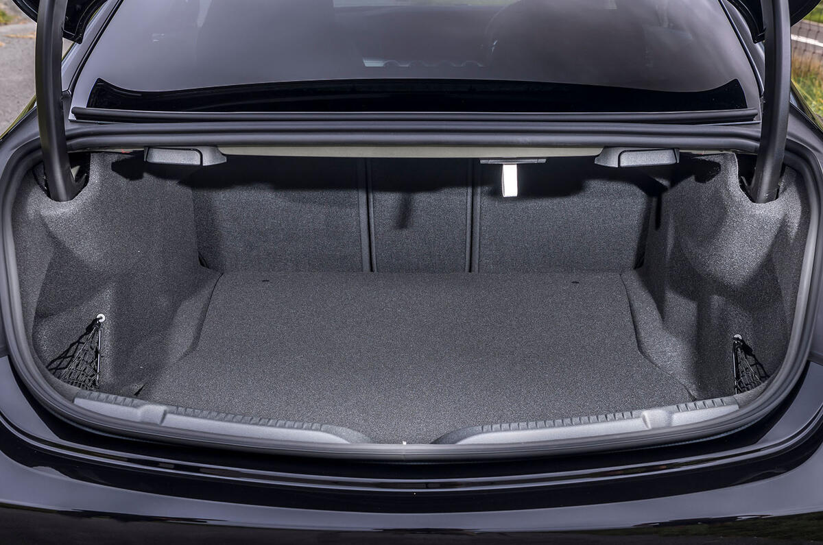 Mercedes-AMG E53 2018 review - boot