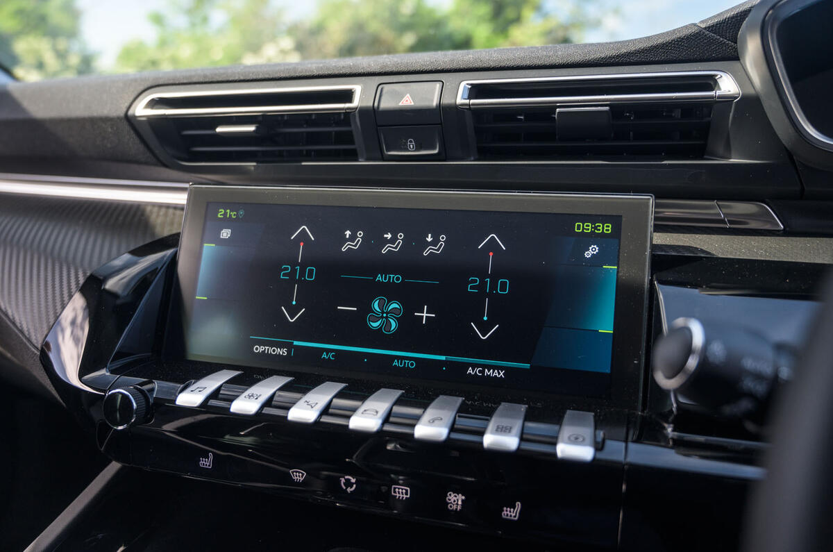 Peugeot 508 SW Hybrid 2020 road test review - infotainment