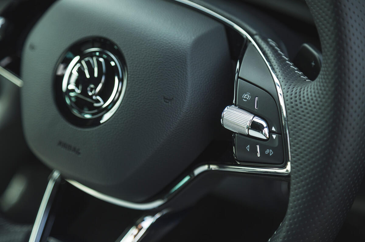 12 Skoda Kodiaq vRS 2022 road test steering wheel