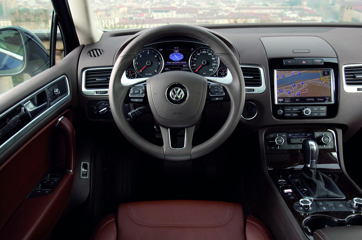 Volkswagen Touareg V6 Hybrid review | Autocar Volkswagen Touareg V6 Hybrid review | Autocar