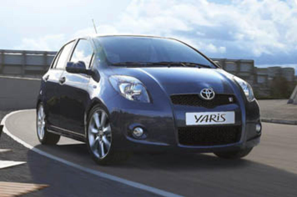 Toyota Yaris SR