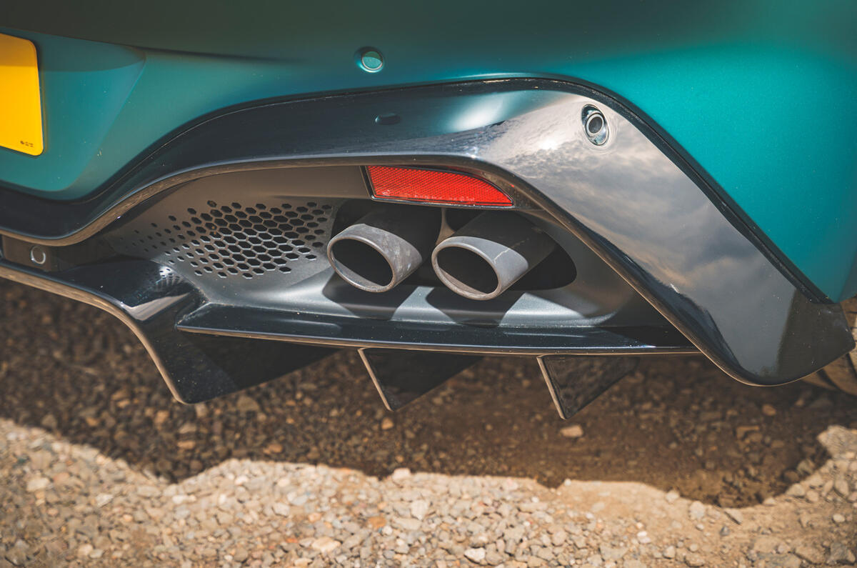 13 Aston Martin Vantage F1 2021 RT exhausts