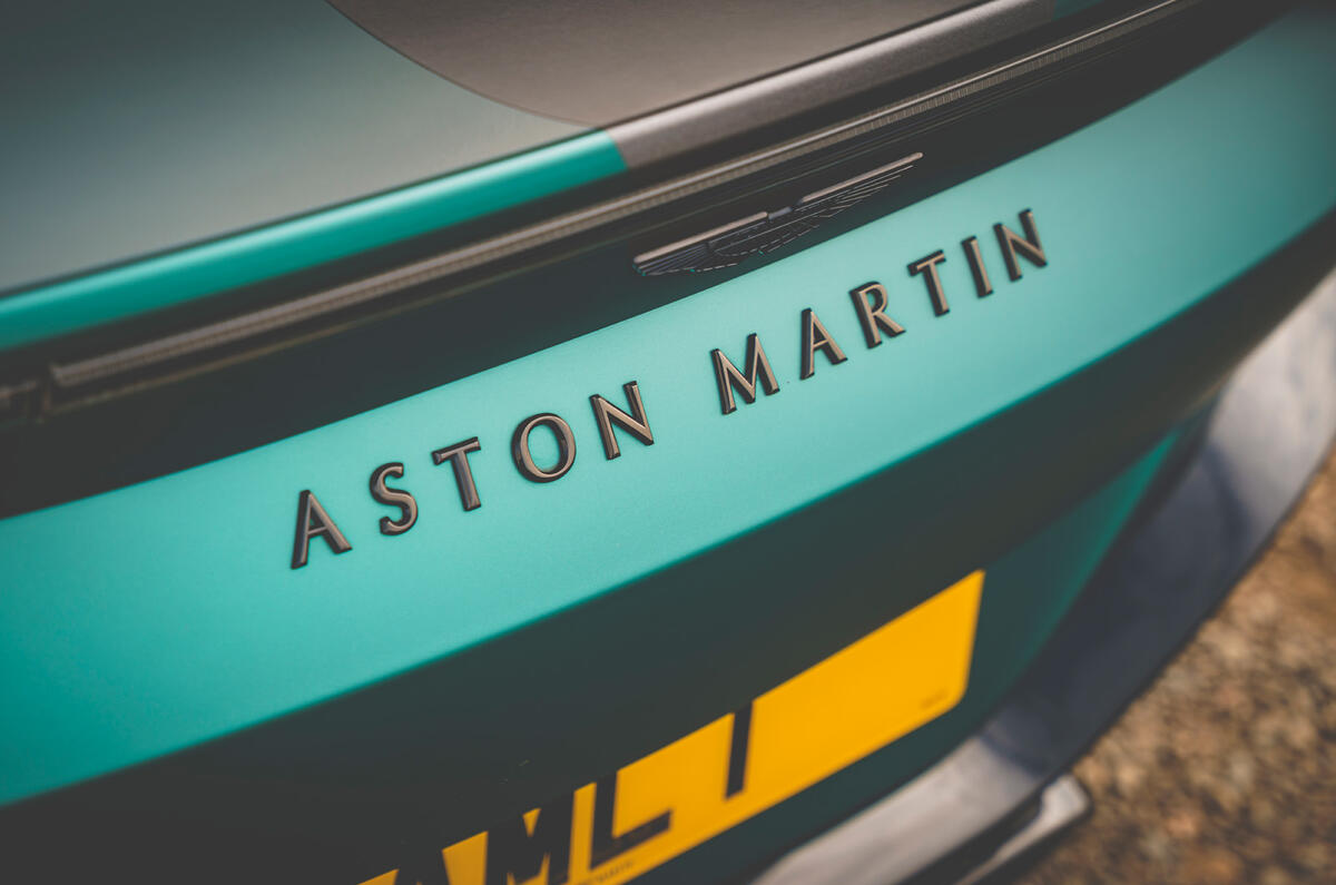 13 Aston Martin Vantage F1 2021 RT rear badge