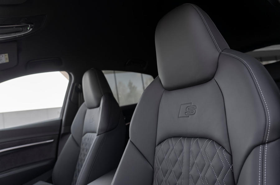 Audi E-tron Sportback 2020 : essai routier - sièges avant