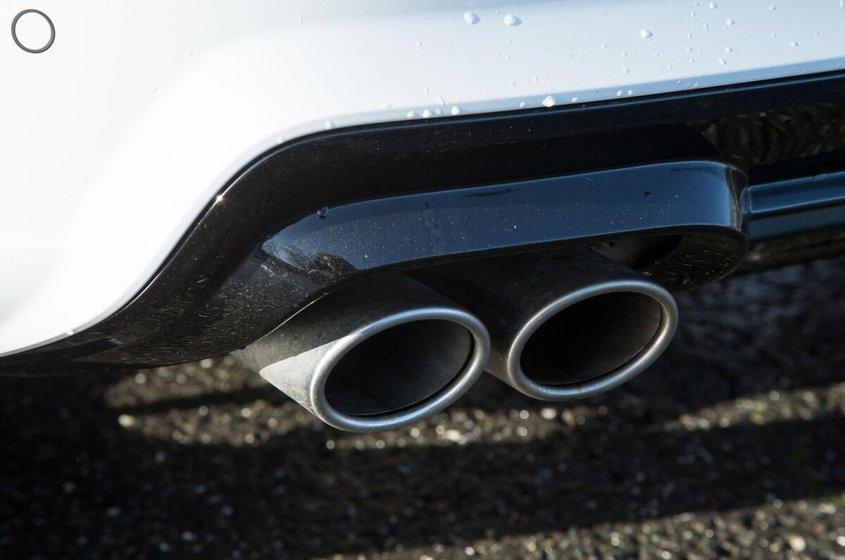 Cupra Ateca 2019 road test review - exhausts