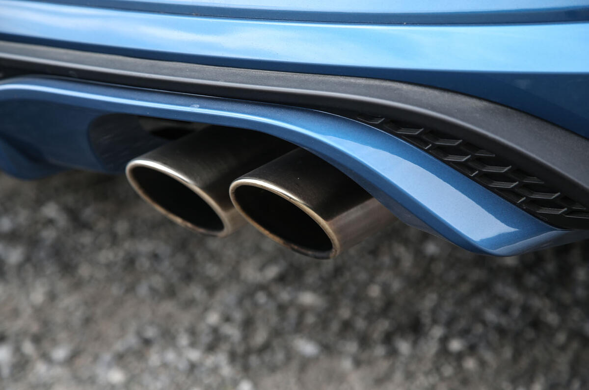 Ford Fiesta ST 2018 road test review exhaust