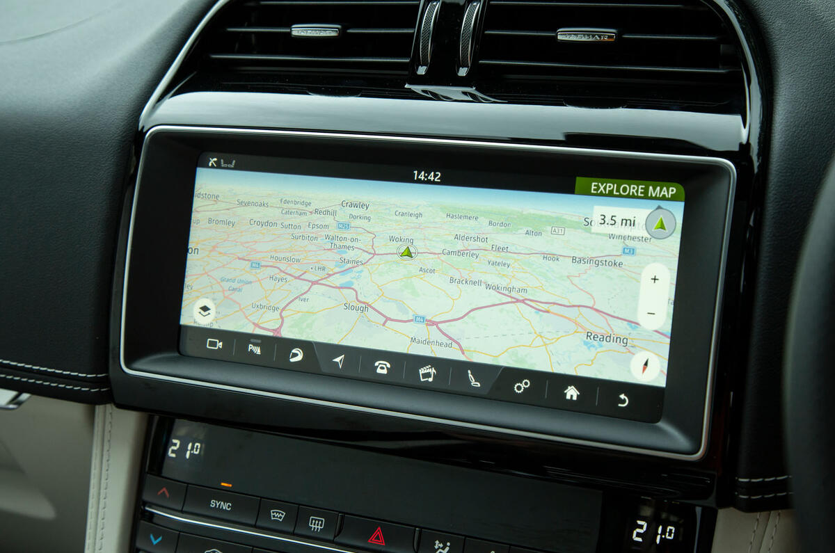 Jaguar F-Pace SVR 2019 road test review - navigation
