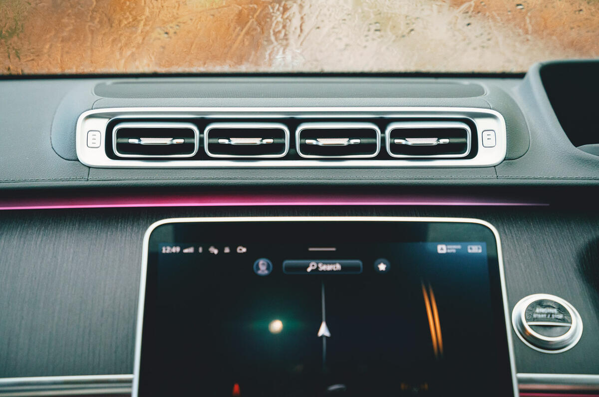 13 Mercedes Benz S Class 2022 road test review air vents
