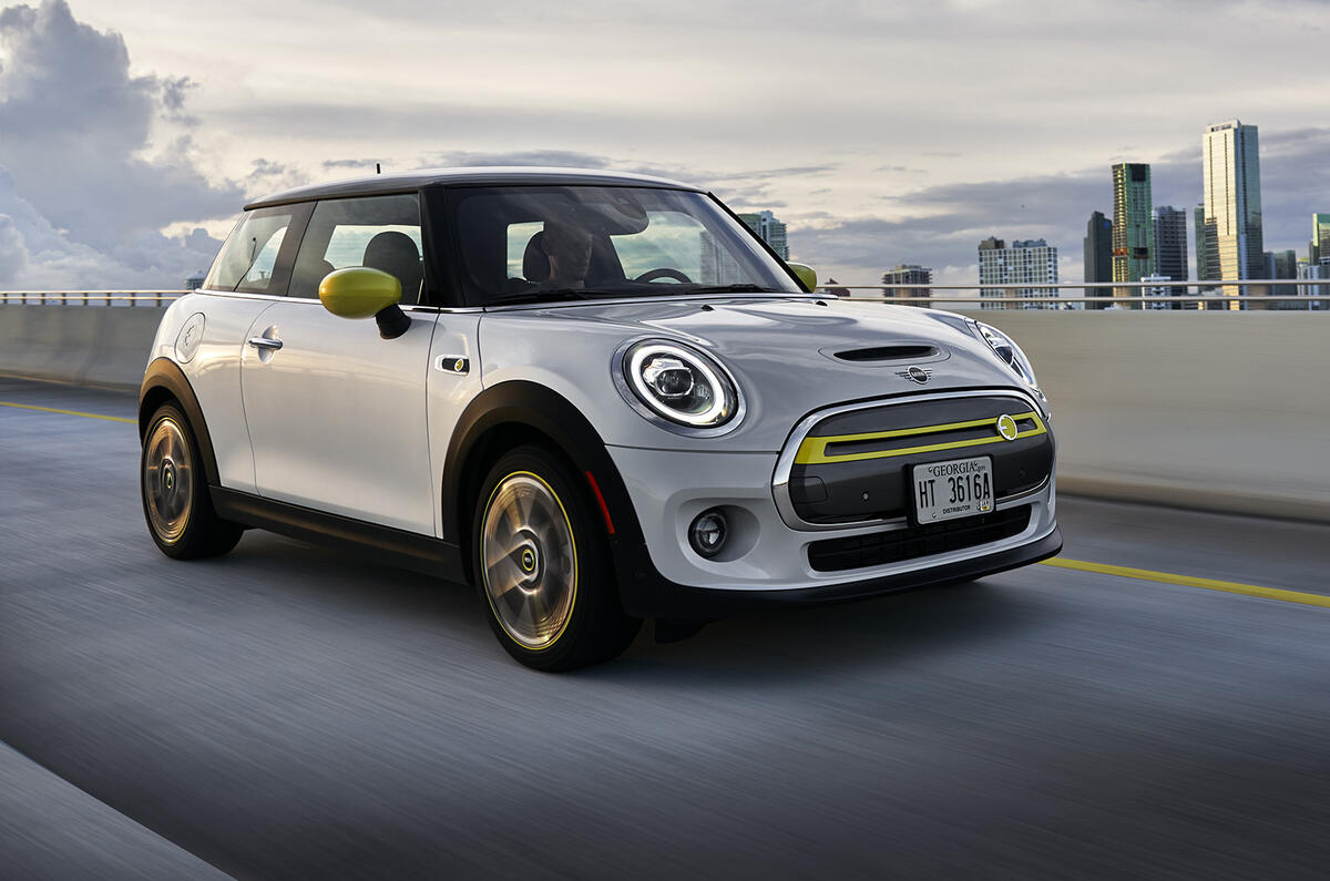 Mini Electric 2020 road test review - on the road front
