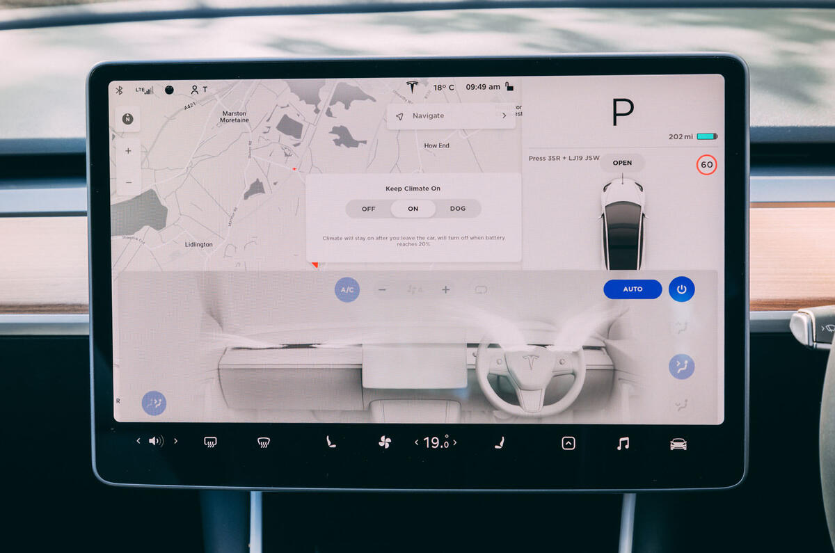 Tesla Model 3 essai routier - climatisation
