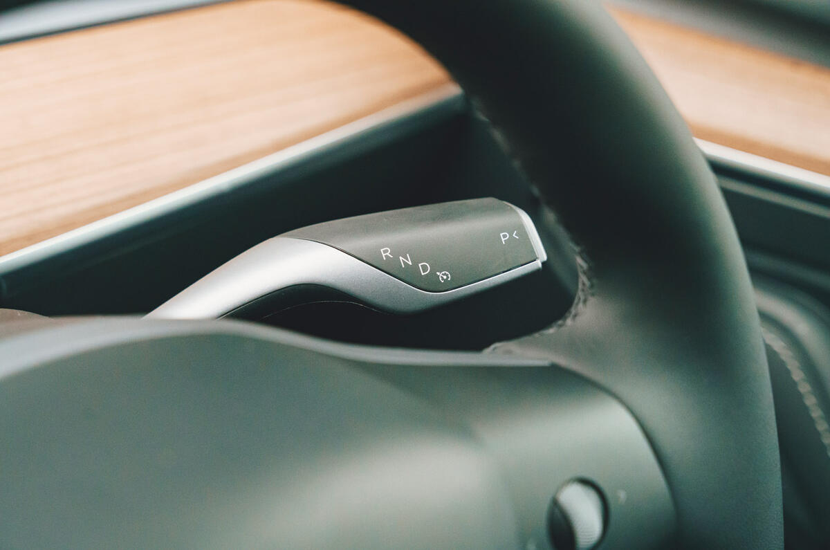 13 Tesla Model Y 2022 road test review gear selector