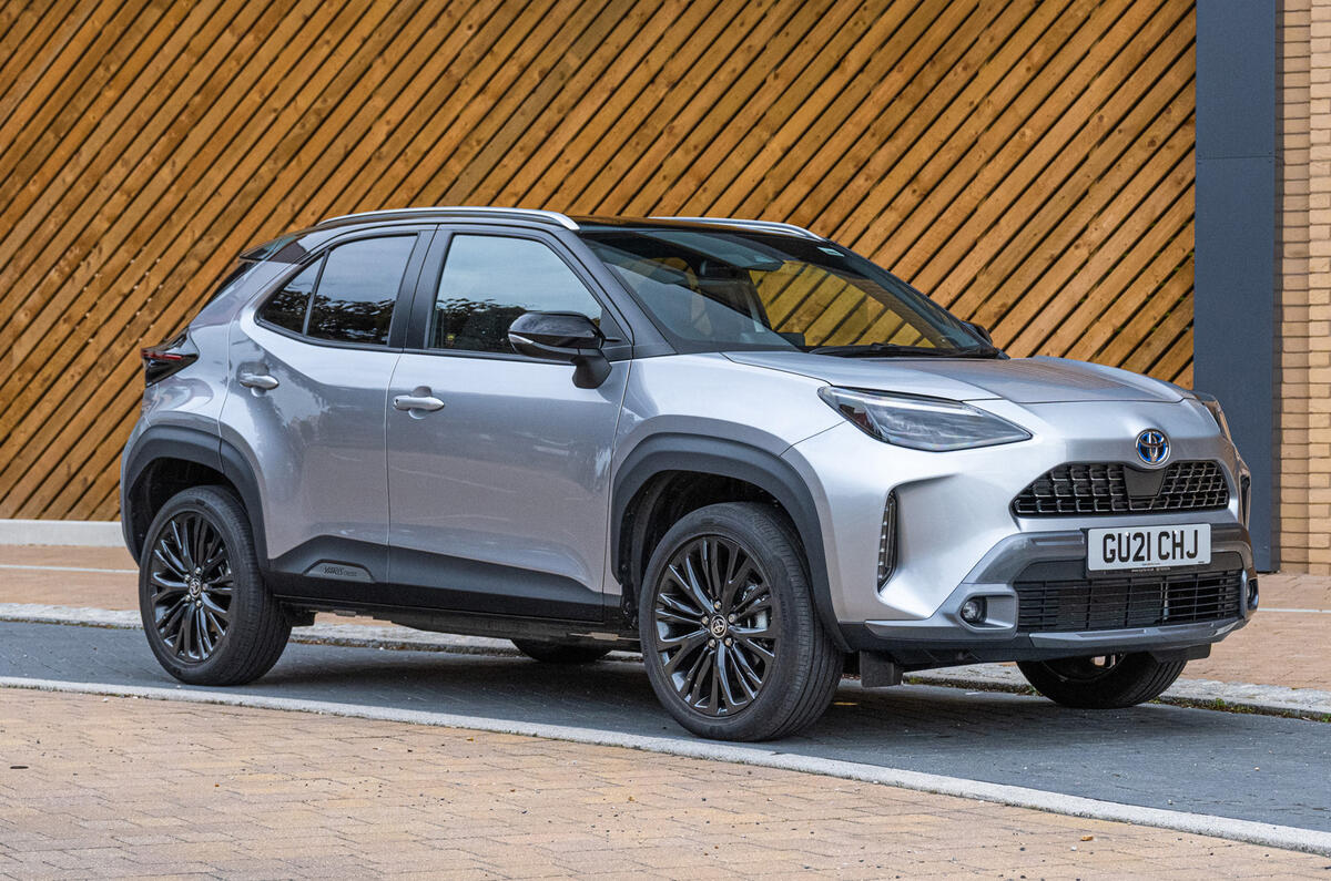 13 Toyota Yaris Cross 2021 UK FD static front