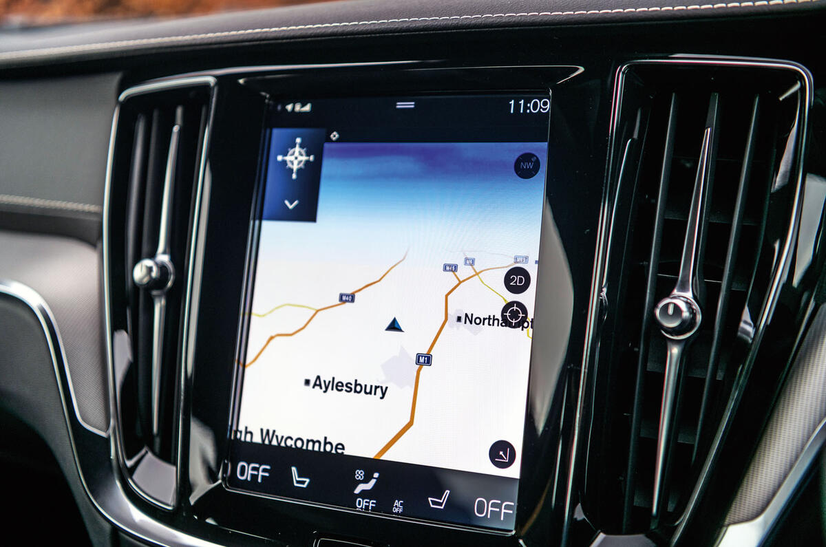 Volvo S60 Polestar Engineered 2020 road test review - navigation