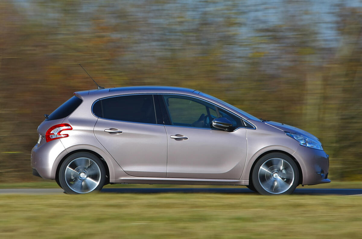 Peugeot 208 active 75cv - Vendita in Auto - Subito.it