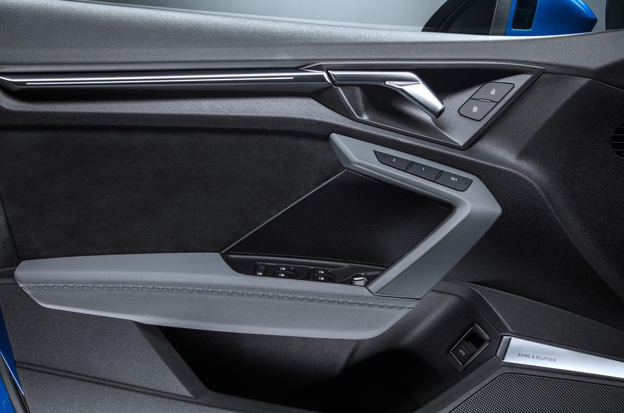 Audi A3 Sportback 2020 : examen des essais routiers - cartes de portes