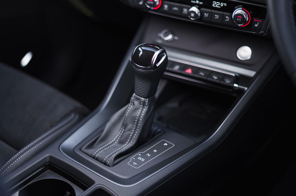 Audi Q3 Sportback 2019 road test review - gearstick