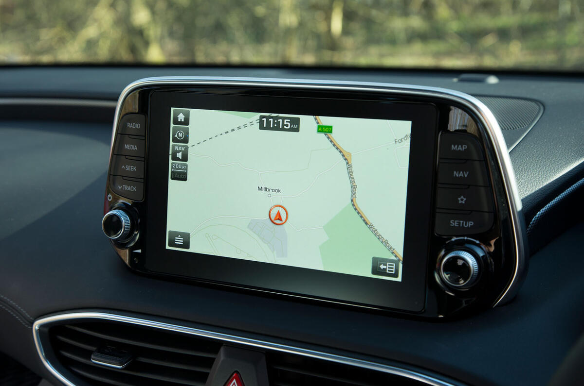 Äánh giá thá» nghiá»m ÄÆ°á»ng bá» cá»§a Hyundai Santa Fe 2019 - satnav