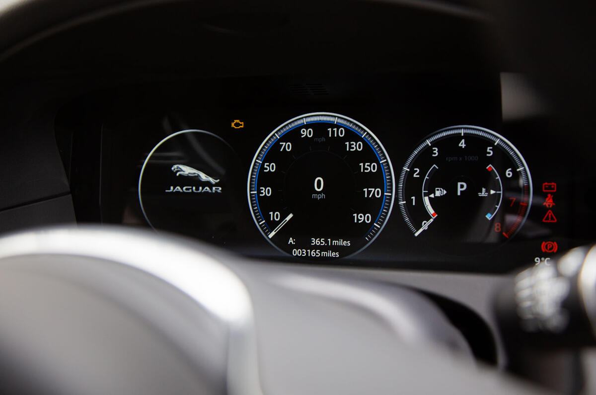 Jaguar XF Sportbrake 2019 road test review - instruments