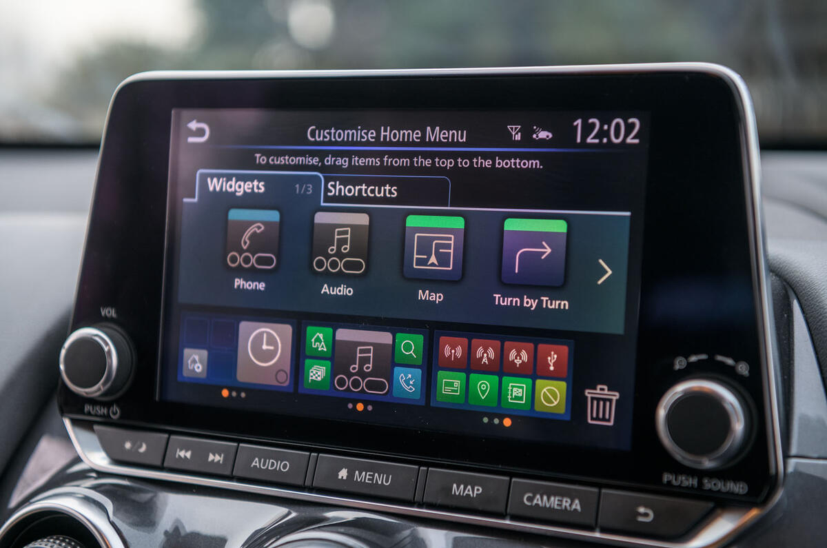 Nissan Juke 2020 road test review - infotainment