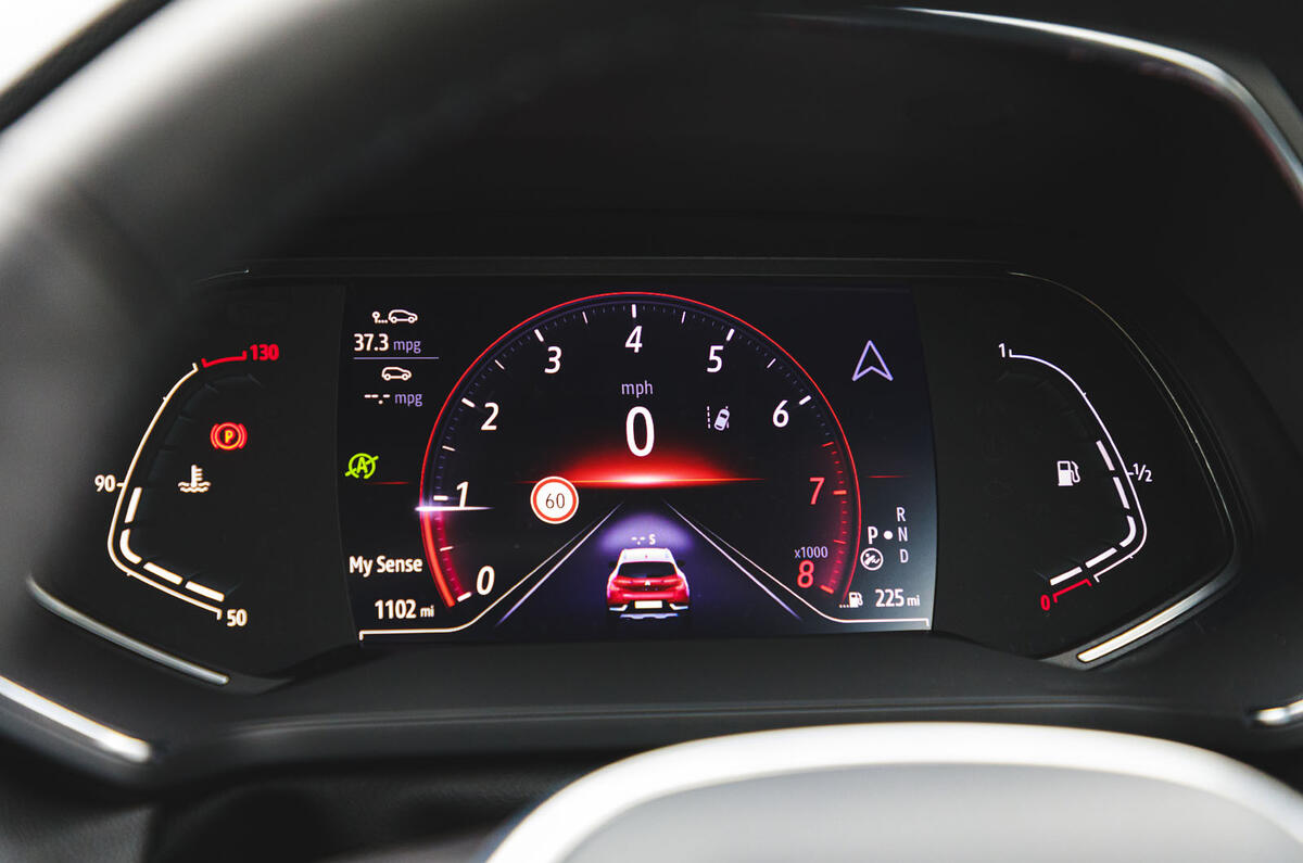 Renault Captur 2020 road test review - instruments