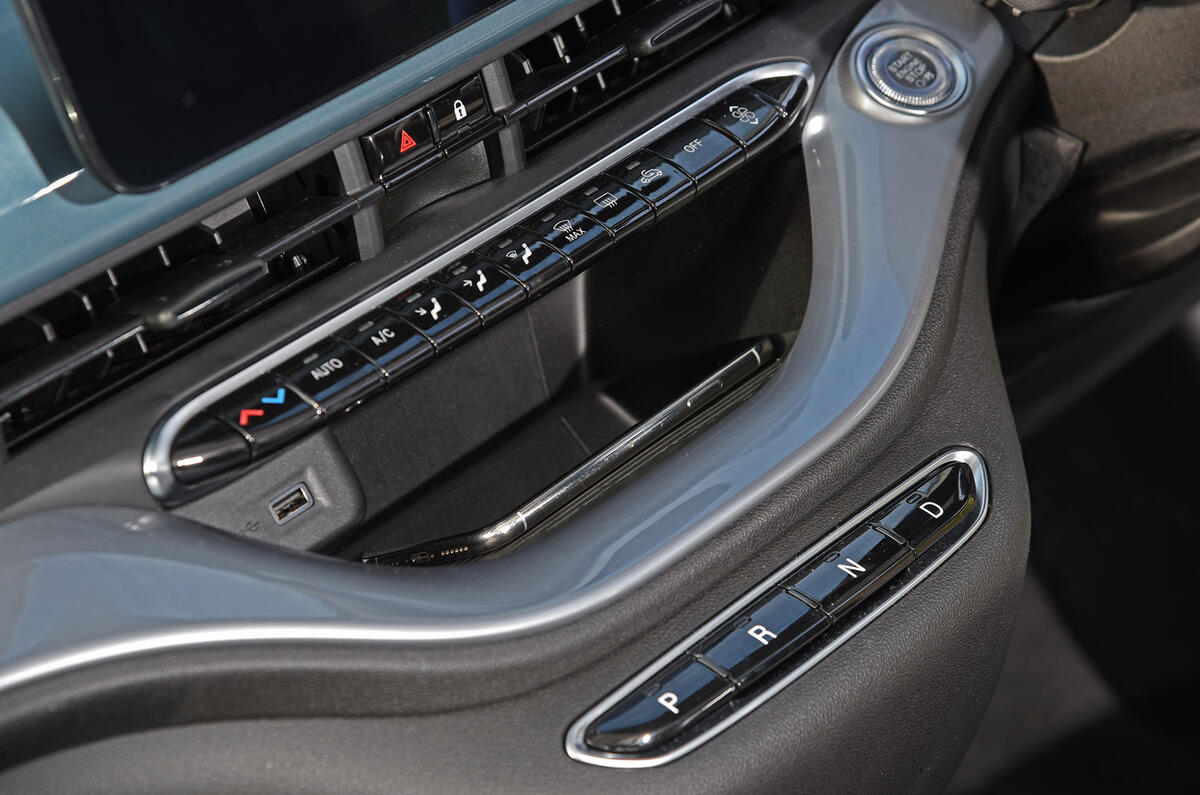 15 Fiat 500 electric 2022 road test review climate controls