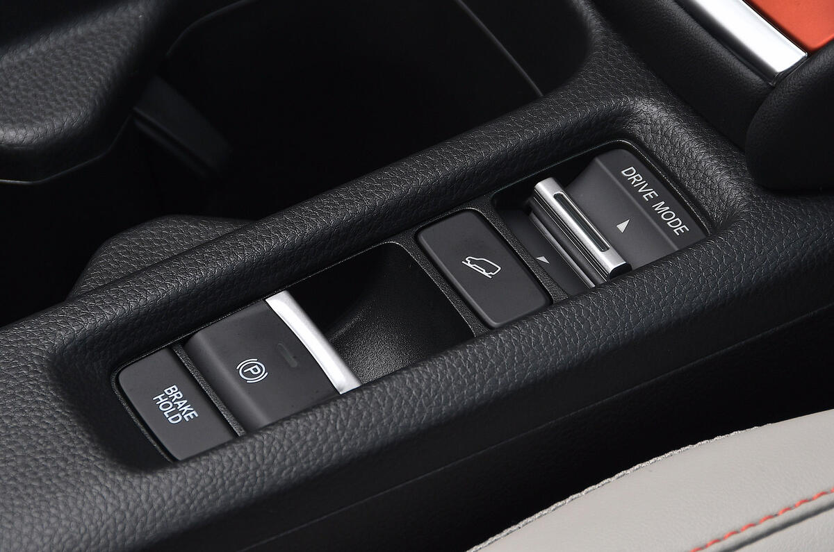 15 Honda HR V 2021 : essai routier de la console centrale