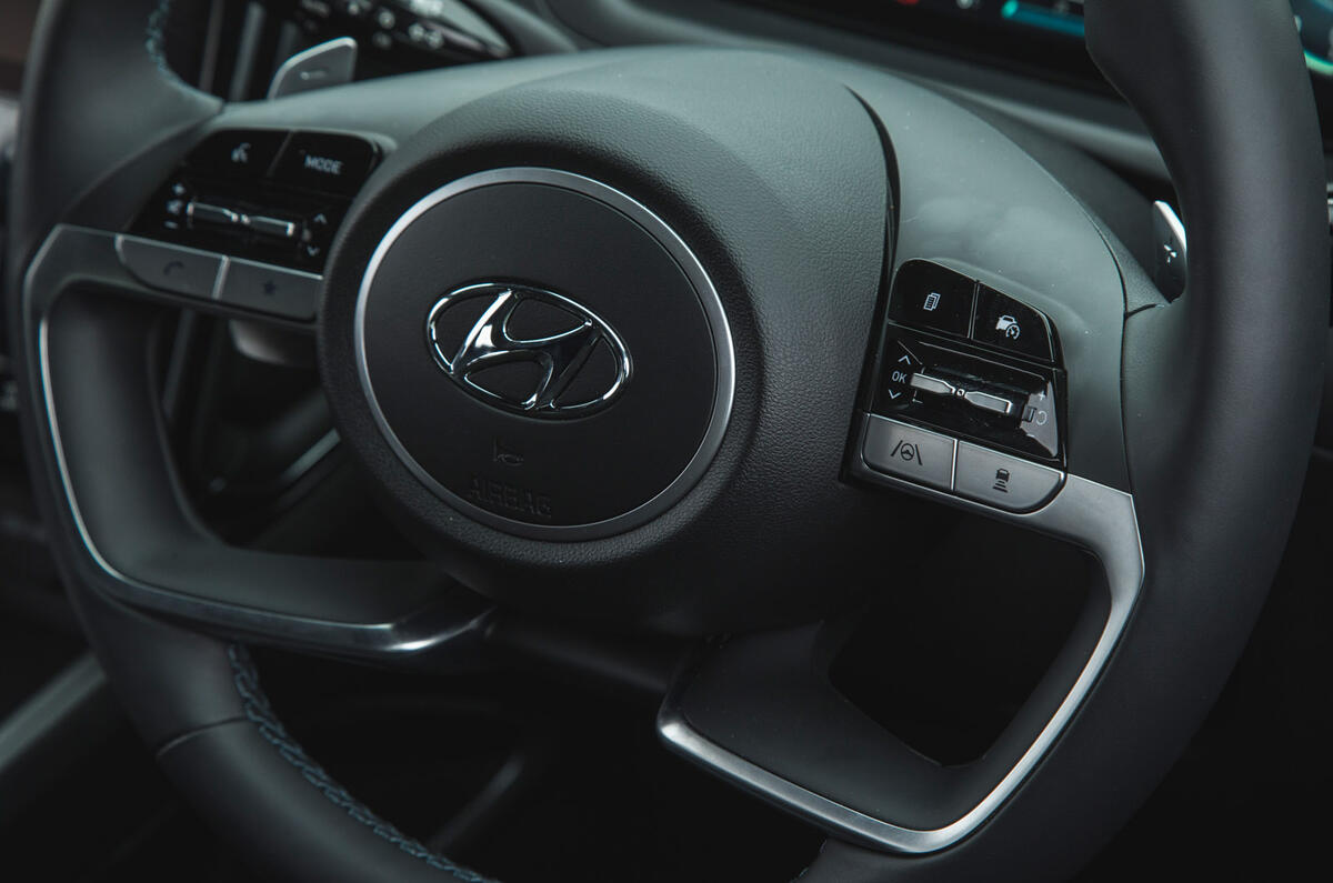 15 Hyundai Tucson 2021 road test review steering wheel