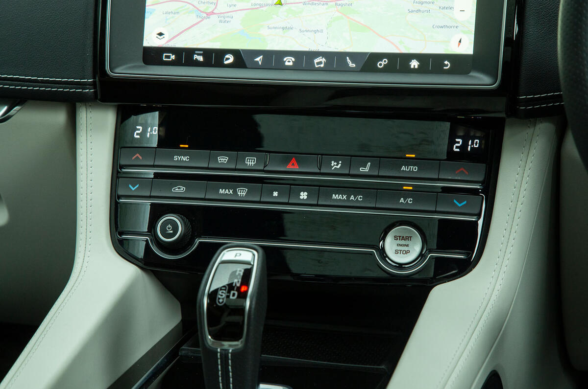 Jaguar F-Pace SVR 2019 road test review - climate controls