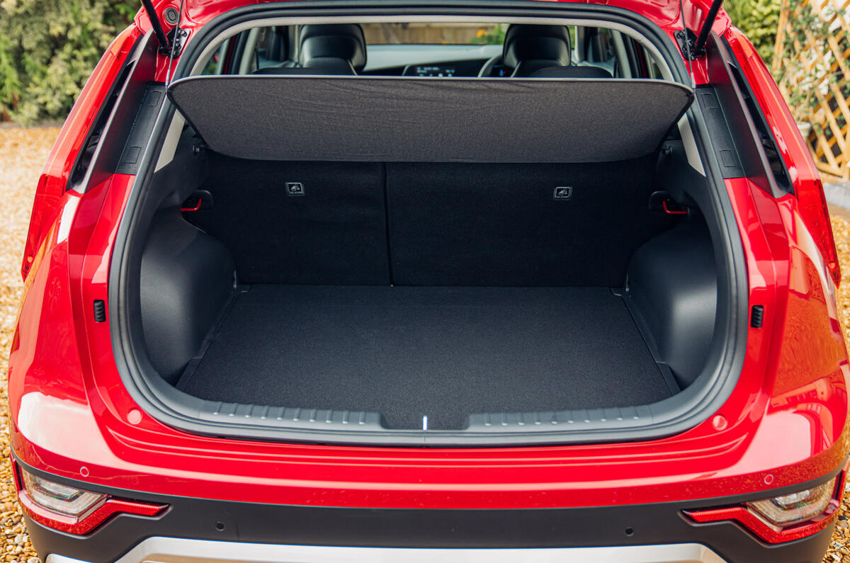 15 Kia Niro HEV FD 2022 boot