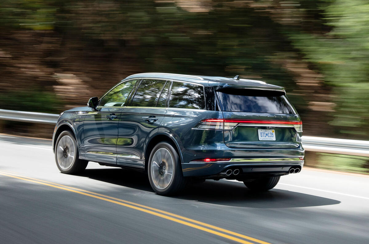 aviator lincoln hybrid plug rear autocar power suv
